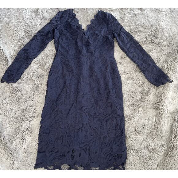 H&M Women’s Lace Dress V Neck Navy Blue Classy Semi Sheer Lined Slim Fit Sz 6 - Picture 9 of 9